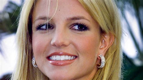 Britney Spears promises fans can see all as she poses nude again